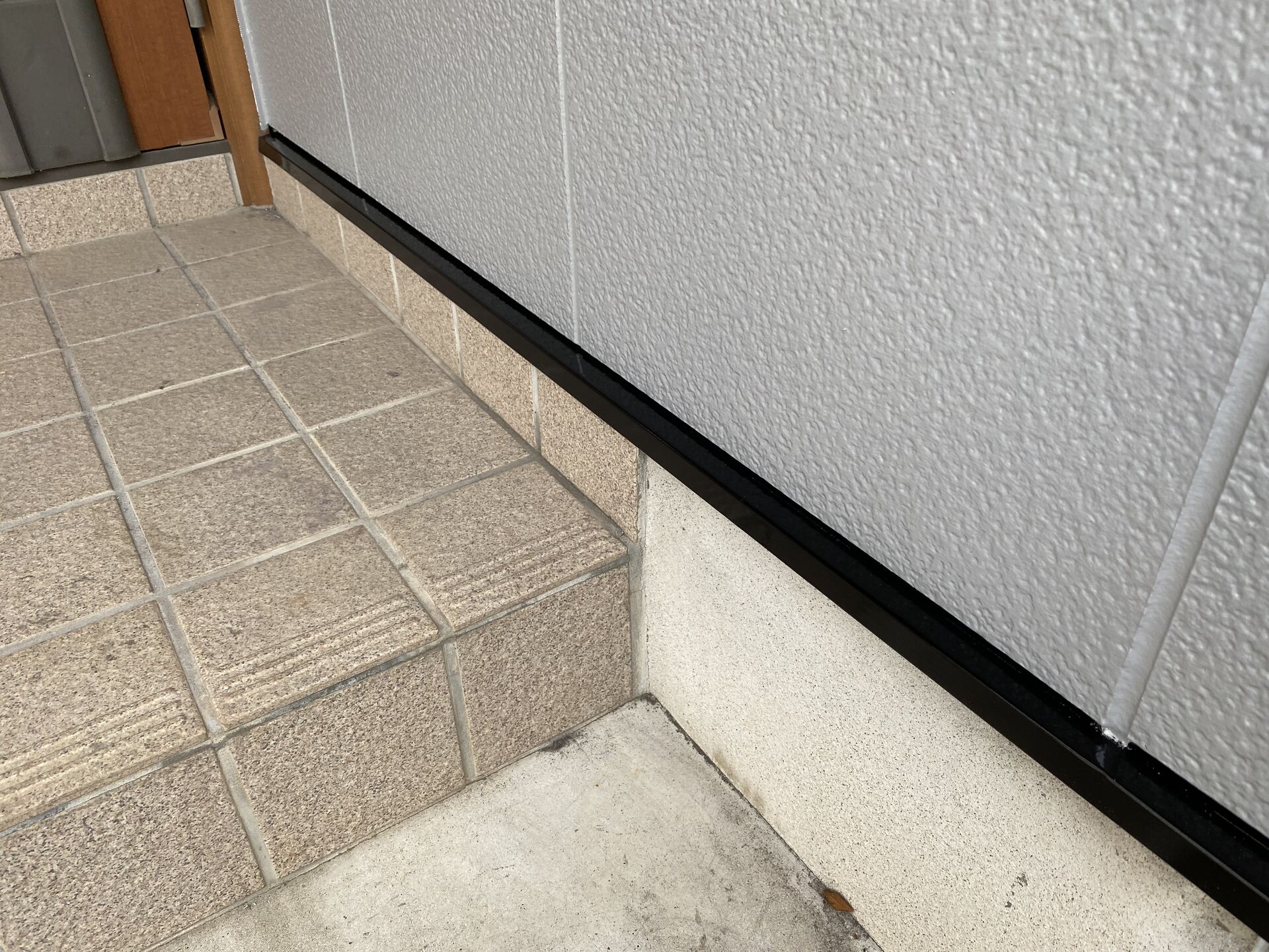野田市で外壁塗装と一緒に行う水切りの塗り替え｜優建装（ひろけんそう）
